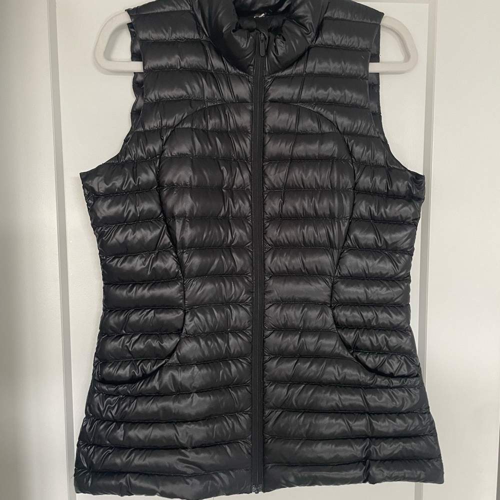 Lululemon Pack it Down Vest *shine